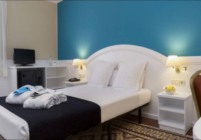 Confortables habitaciones en Hotel Balneario Vichy Catalan. Relájate con los mejores precios de Girona
